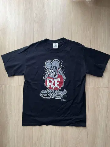 Rat Fink 블랙 티셔츠 M 사이즈