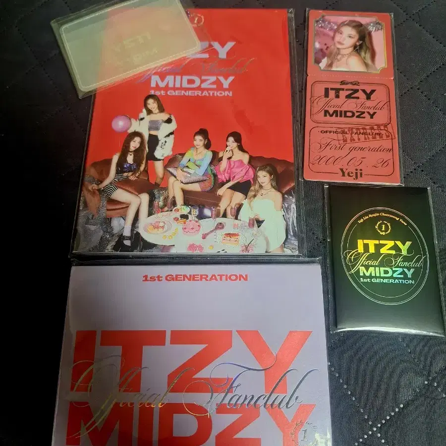 ITZY | 있지 ITZY Fan Club MIDZY 1st Generation Kit #ITZY,#ITZY