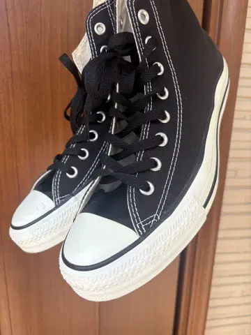 CONVERSE ALL STAR 블랙 하이컷 스니커즈