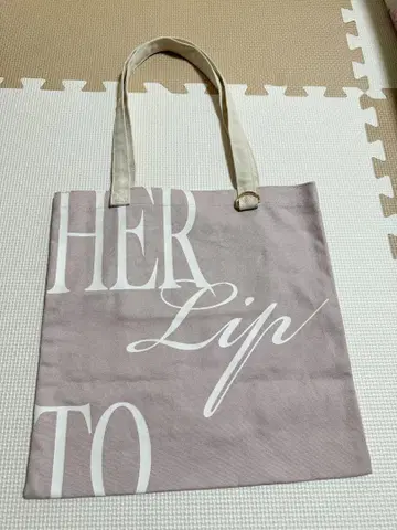 새상품 Herlipto HLT Flat Logo Tote rose