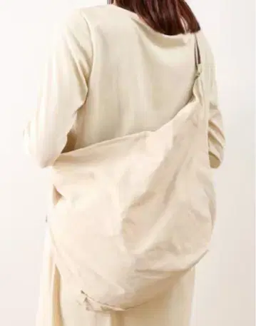 숄더백 베이지