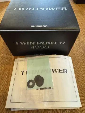 SHIMANO 20 트윈 파워 4000 컨디션 최상