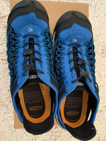 KEEN UNEEK NXIS 8.5