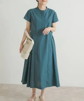 어반 리서치 도어즈 웨스트사이드 턱 원피스 블루