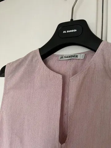 JILL SANDER 질 샌더 슬리브리스 블라우스 34 새상품급