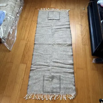 라푸안 캉쿠리 LAPUAN KANKURIT 포켓 숄 MARIA