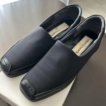 여성용 천연 가죽 펌프스 블랙 23.5cm