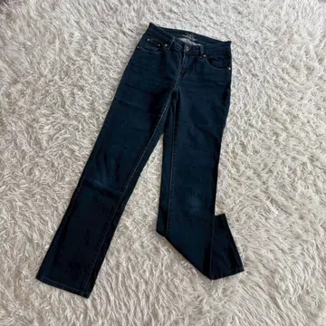 Levi's (리바이스) DEMI CURVE/스트레이트 청바지/데님 팬츠