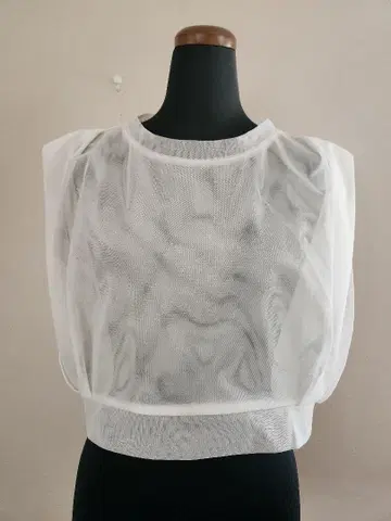 UN3D. 언쓰리디 시어 숏 탑 화이트