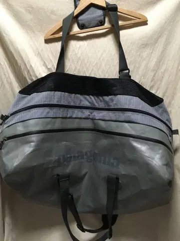 새상품급 patagonia 웨트 앤 드라이 가이드 워터 더플 92L