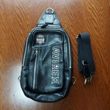 AVIREX 바디백