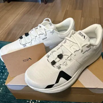 MOUNT TO COAST 초경량 마라톤, 러닝화