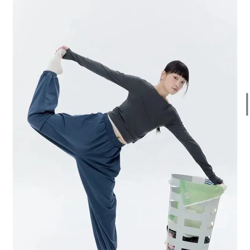 Lion Patch 2 Way Curved Joggers - Washed Black #배드블러드