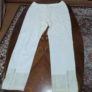 임포트 로사 밑단 튤 레이스 팬츠 화이트