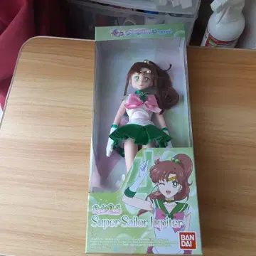 BANDAI Super Sailor Jupiter 인형