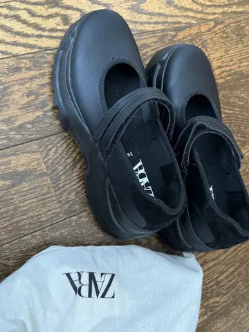 ZARA 블랙 메리 제인 슈즈