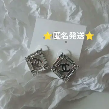 1점 한정 빈티지 로고 귀걸이 반짝이 스톤