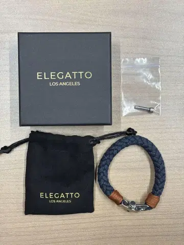 ELEGATTO 로프 팔찌 네이비