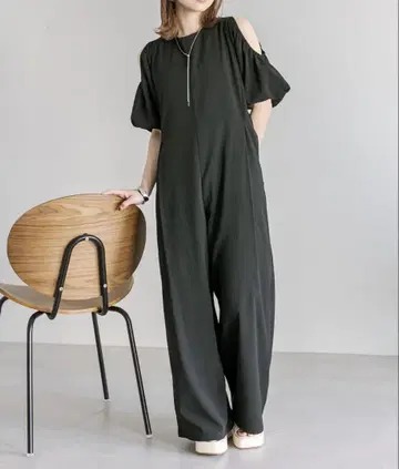 mystic 미스틱 숄더 슬릿 올인원 블랙