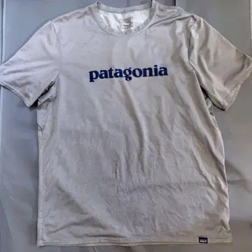 중고 patagonia 캐필린 로고 티셔츠