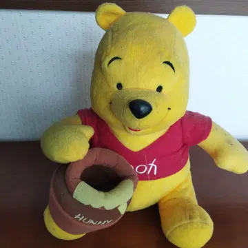 푸우 봉제 인형 허니 포트 포함