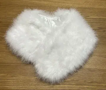 성인식, 흰색 퍼 기모노 숄 새틴 안감 부착