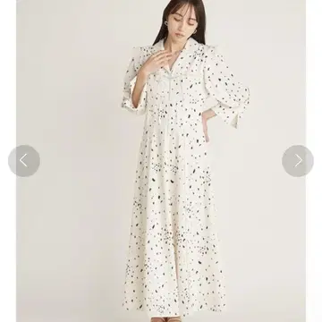 [최종 세일 중] SNIDEL 뷔스티에 라이크 프린트 원피스