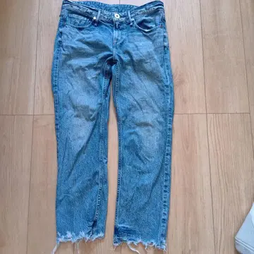 어퍼 하이츠 데미지 데님