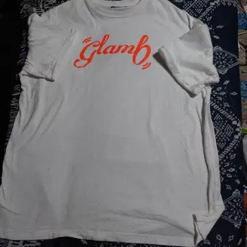 glamb 화이트 티셔츠 LARGE