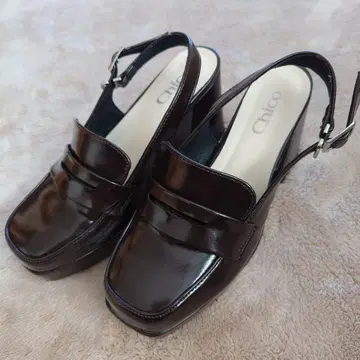 Chico 힐 로퍼 다크 브라운