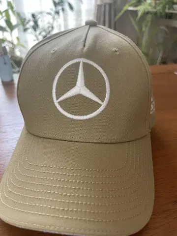Mercedes-Benz Gran Turismo 캡