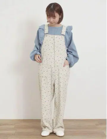 Samansa Mos2 사만사 모스모스 꽃무늬 살로펫 블루