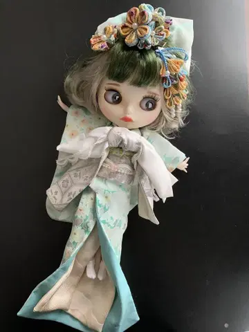브라이스 인형과 기모노