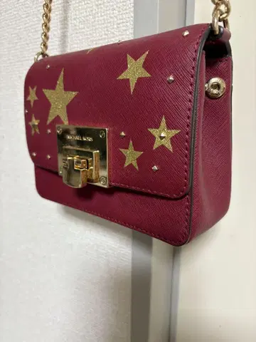 컨디션 최상 너무 귀여운 MICHAEL KORS 미니 숄더 별 패턴 레드