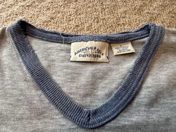 AMERICAN EAGLE OUTFITTERS 그레이 V넥 티셔츠