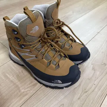 THE NORTH FACE 트레킹 슈즈 23cm