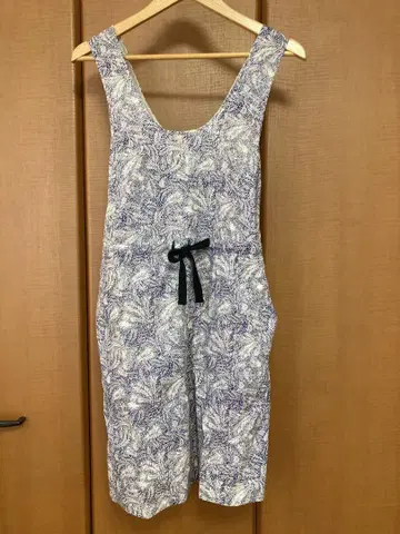 MACPHEE 슬리브리스 원피스