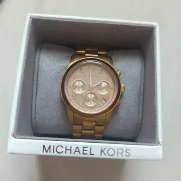 MICHAEL KORS 골드 크로노그래프 손목시계