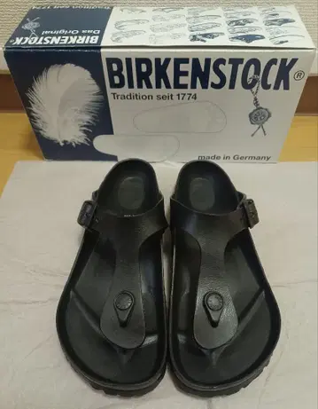 BIRKENSTOCK 블랙 플립플랍 36