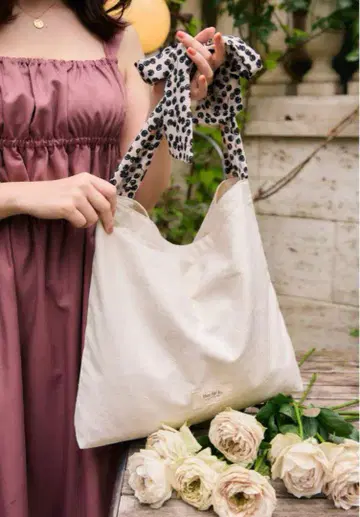 Herlipto Anniversary Special Cherry Tote