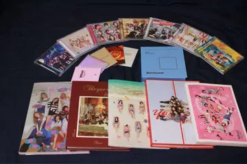 TWICE 1st Album 'Twicetagram' 포토 카드 포함