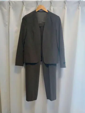DELEGANT 브라운 팬츠 셋업