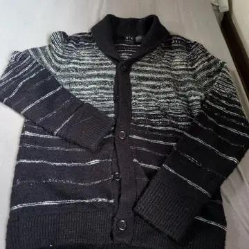 Armani Exchange 스트라이프 가디건 L