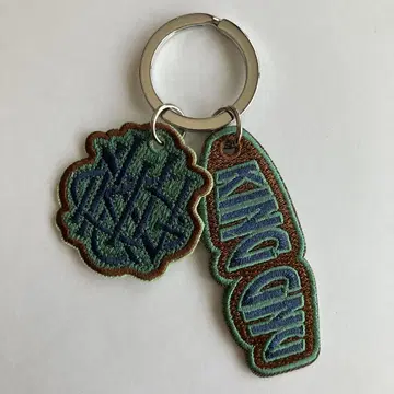 King Gnu W CHARM KEY RING [BROWN] 키링