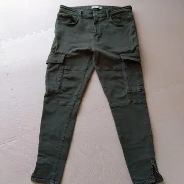 ZARA 올리브 그린 카고 팬츠