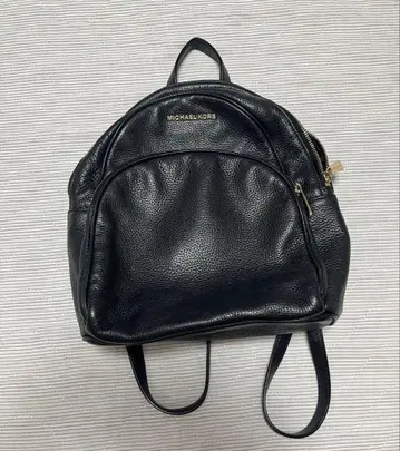 MICHAEL KORS 블랙 가죽 백팩
