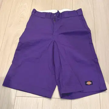 Dickies 보라색 하프 팬츠 28