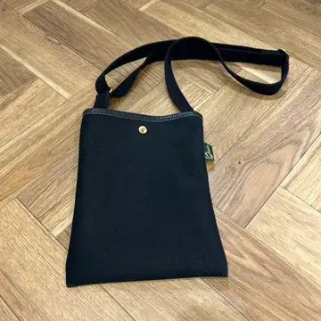 새상품급 BREDY NITONELLA MINI 숄더백 사코슈