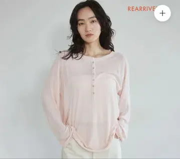 MULTI 버튼 헨리넥 Sheer 상의