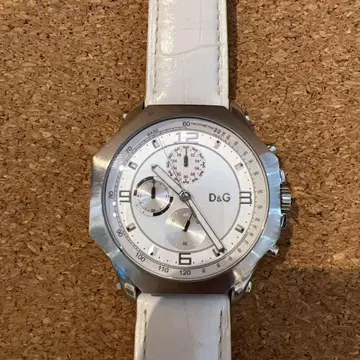 D&G 아날로그 크로노그래프 손목시계